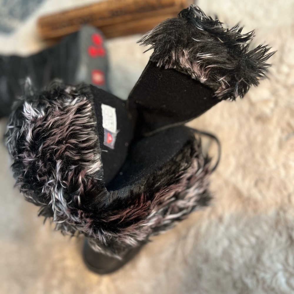 The North Face Women's Jozie Purna
Boot Size 7 Black Suede primaloft 200 gr Fur - Picture 12 of 16